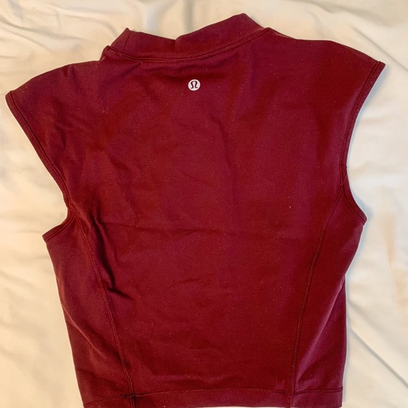 Lululemon athletica plank to pike top - Picture 1 of 2